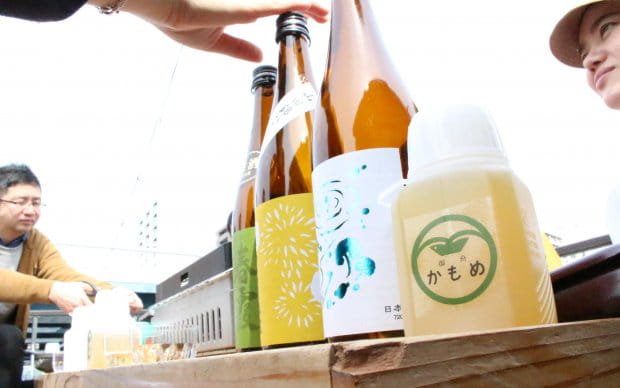 Grill Some Snacks and Relax in the Cozy House on the River, Ofune Camome’s Sake Tasting Cruise 