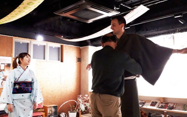 Nishikawa-ryu Traditional Japanese Dance Experience in Shinsekai